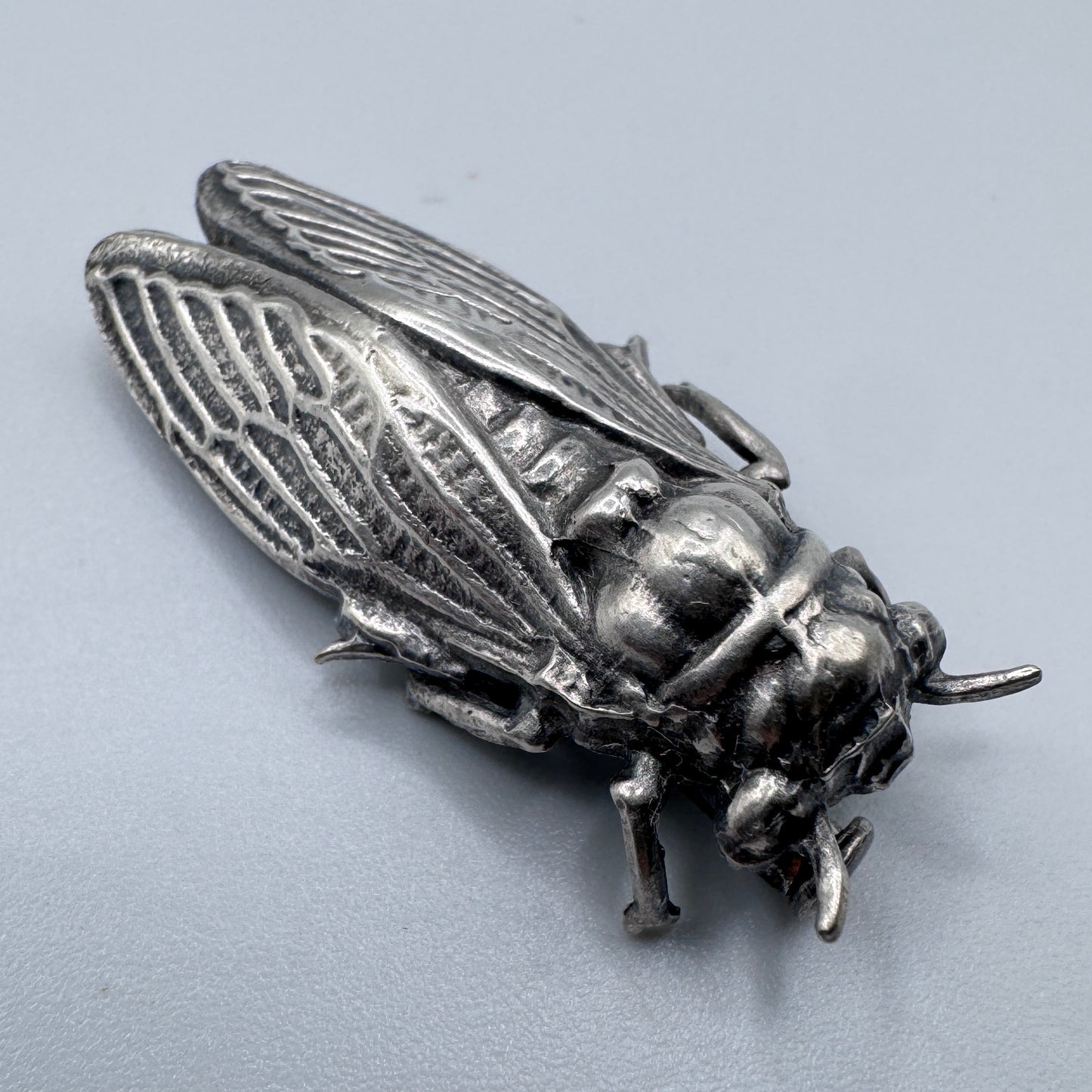 Broche ancienne Vintage « cigale » - métal argenté