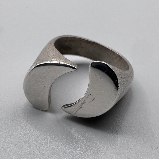 Bague vintage art brutalisme en argent massif