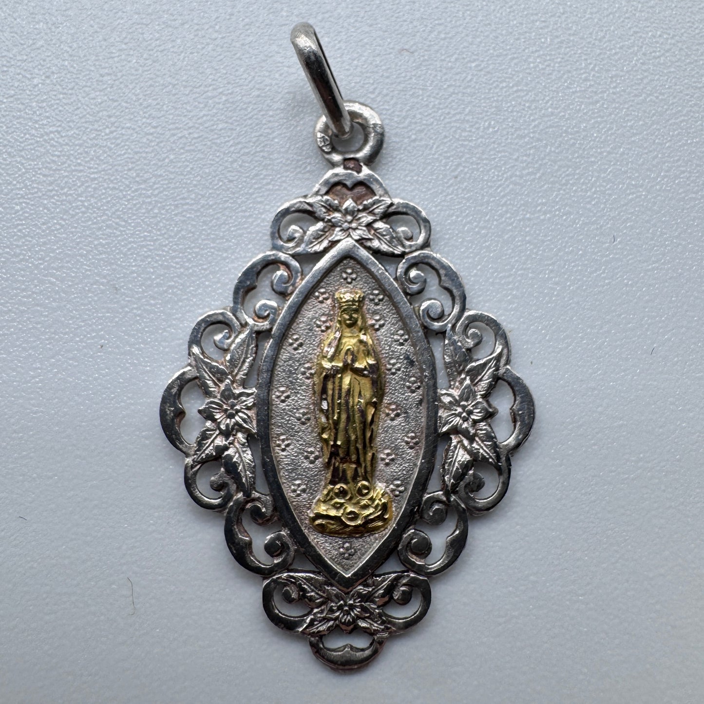Superbe Médaille religieuse ancienne -  « Sainte Vierge » - argent et or