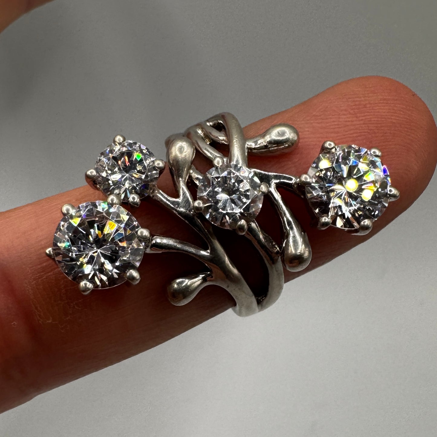 Superbe Bague en argent et verroterie