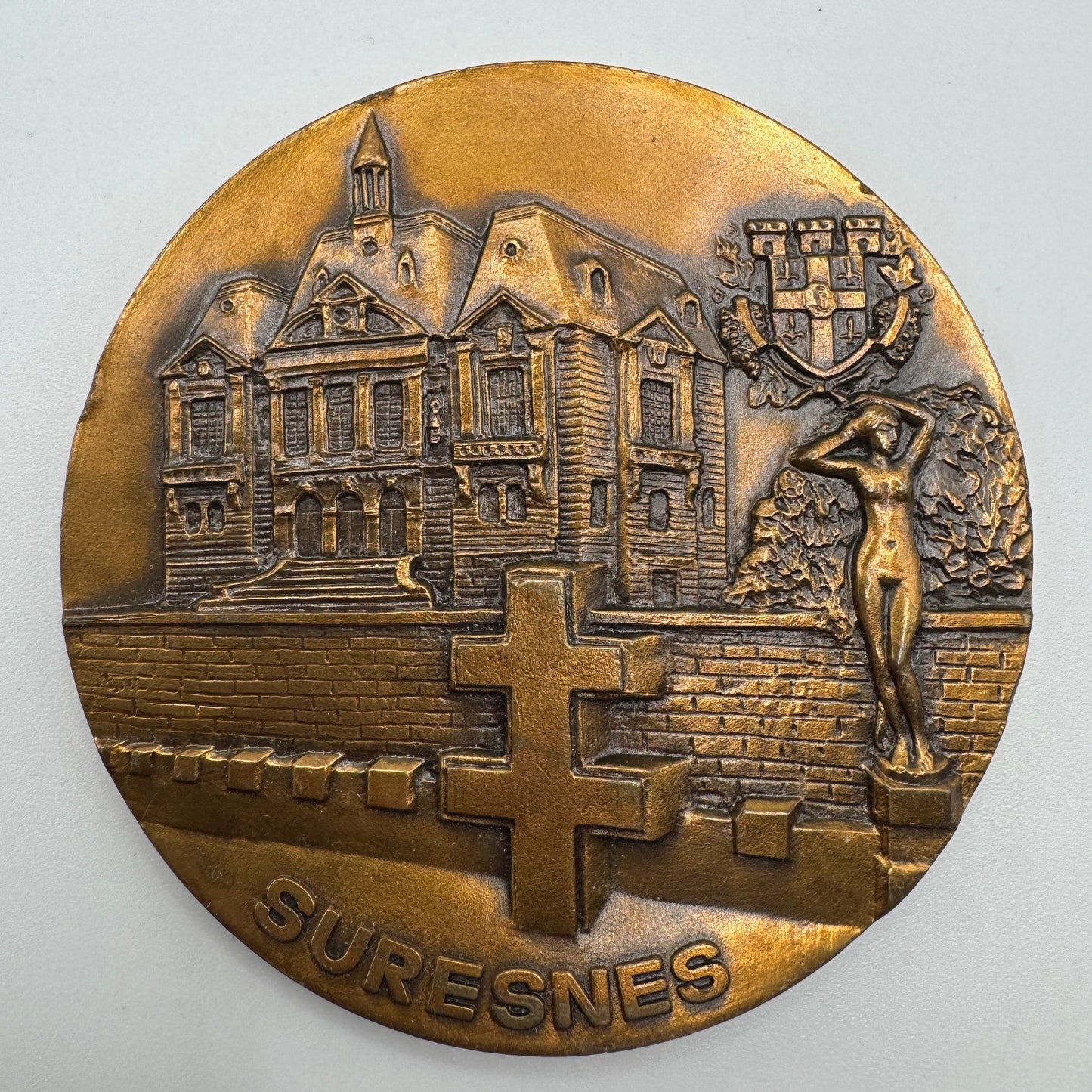 Medaille artistique ancienne en bronze « Ville de Suresnes »