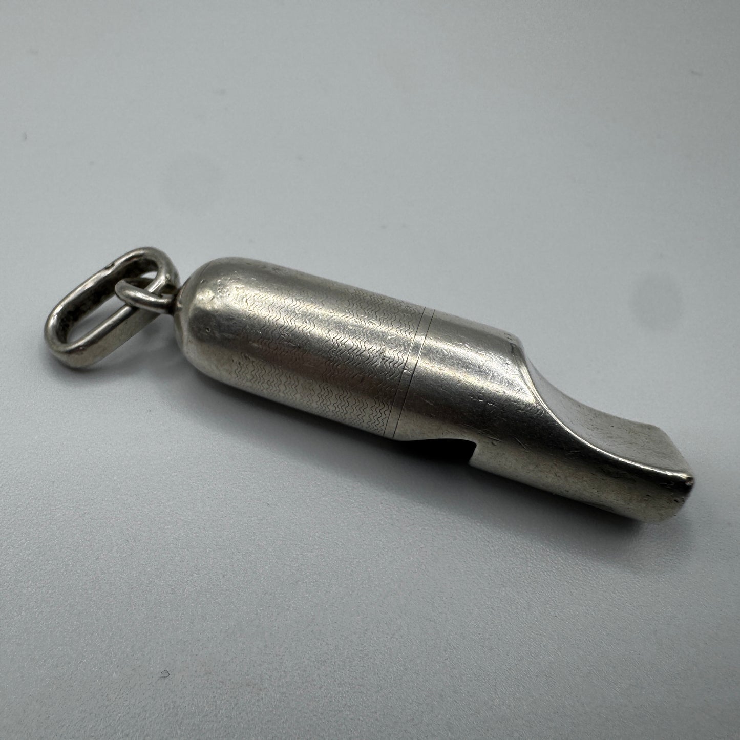 Sifflet Ancien XIXeme en argent massif