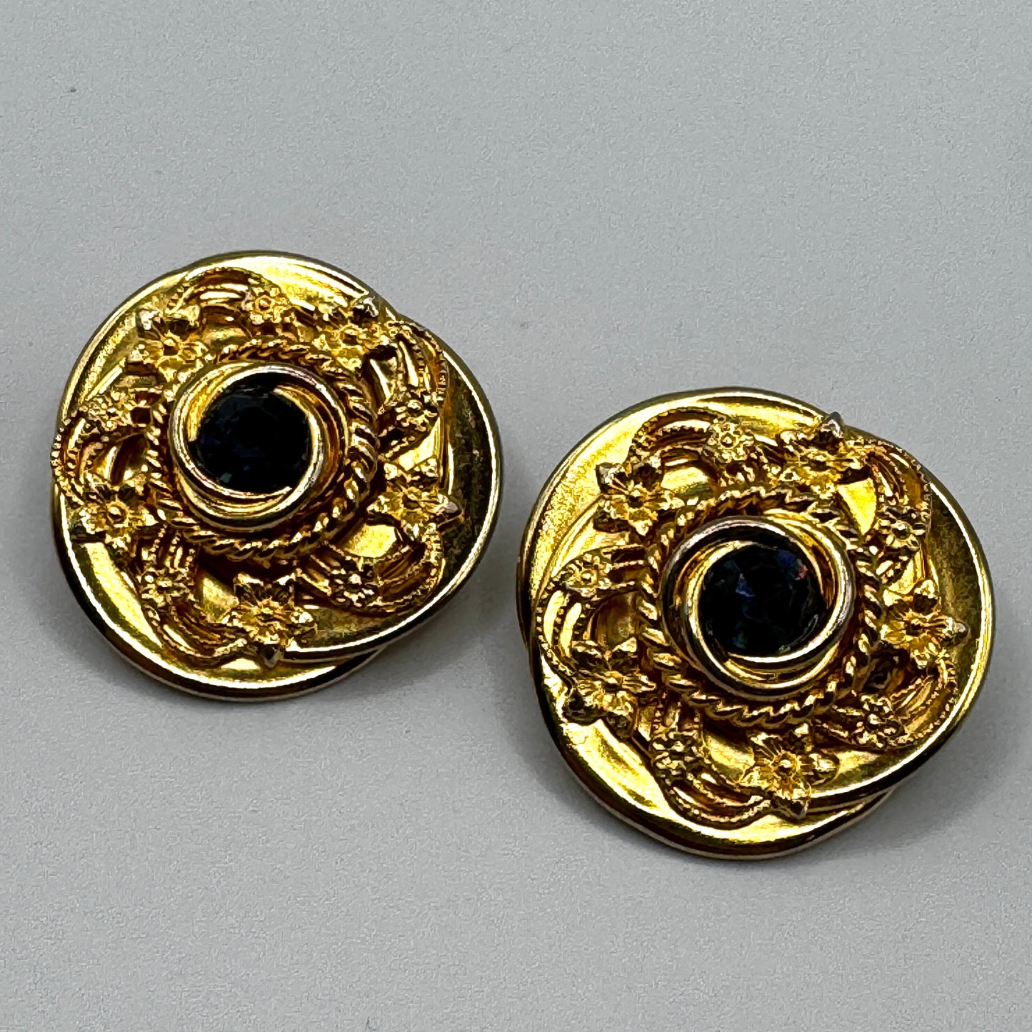 Clips d’oreilles Vintage créateur TARATATA - métal doré