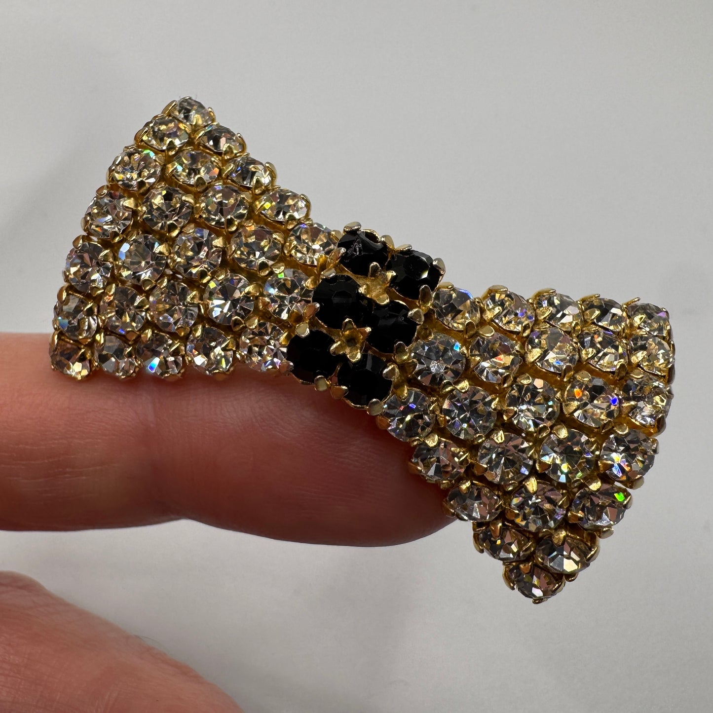 Broche CÉLINE - noeud papillon de strass