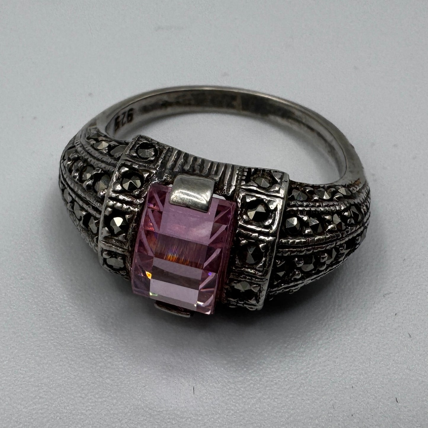 Superbe Bague en argent et marcassites