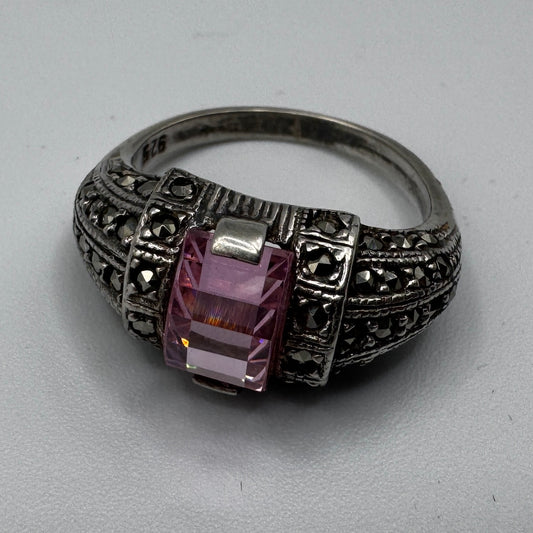 Superbe Bague en argent et marcassites