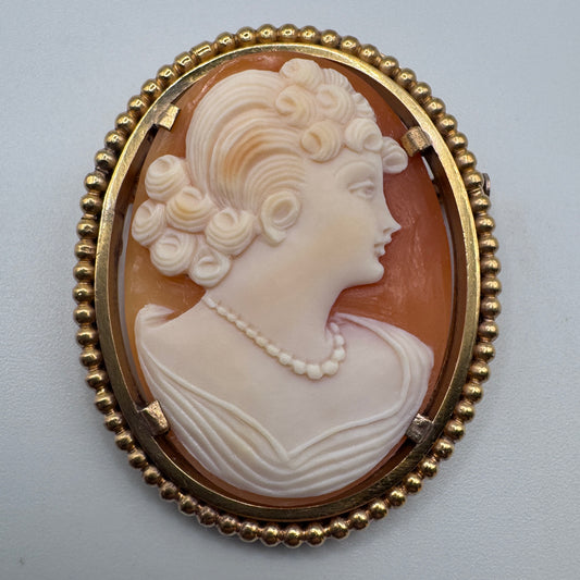 Broche ancienne camée - monture plaque or