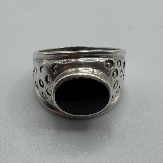 Bague en argent et onyx