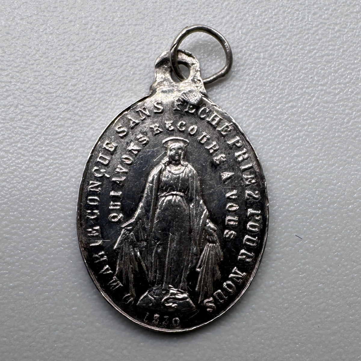 Petite Medaille religieuse ancienne « Saint Vincent » - argent
