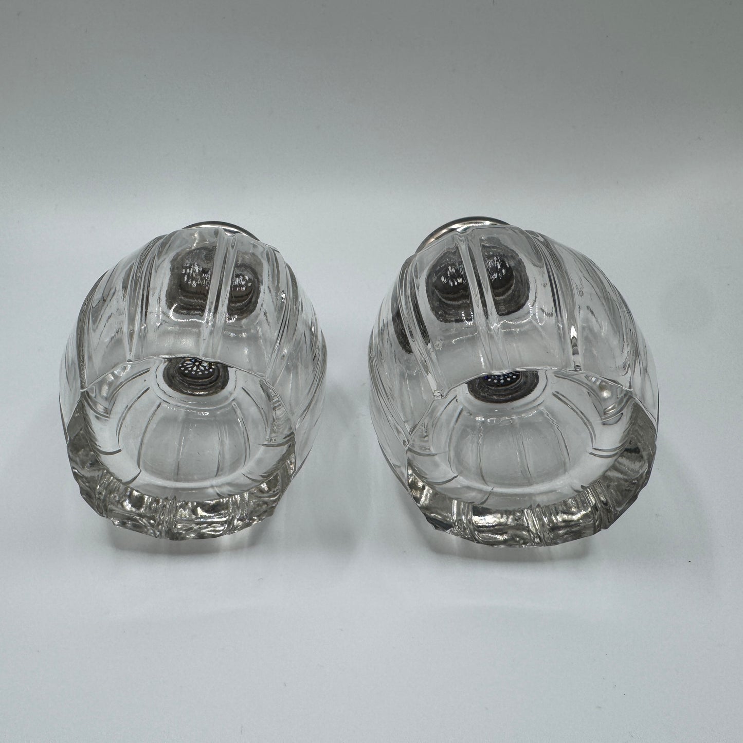 Paire de salières anciennes en cristal et argent
