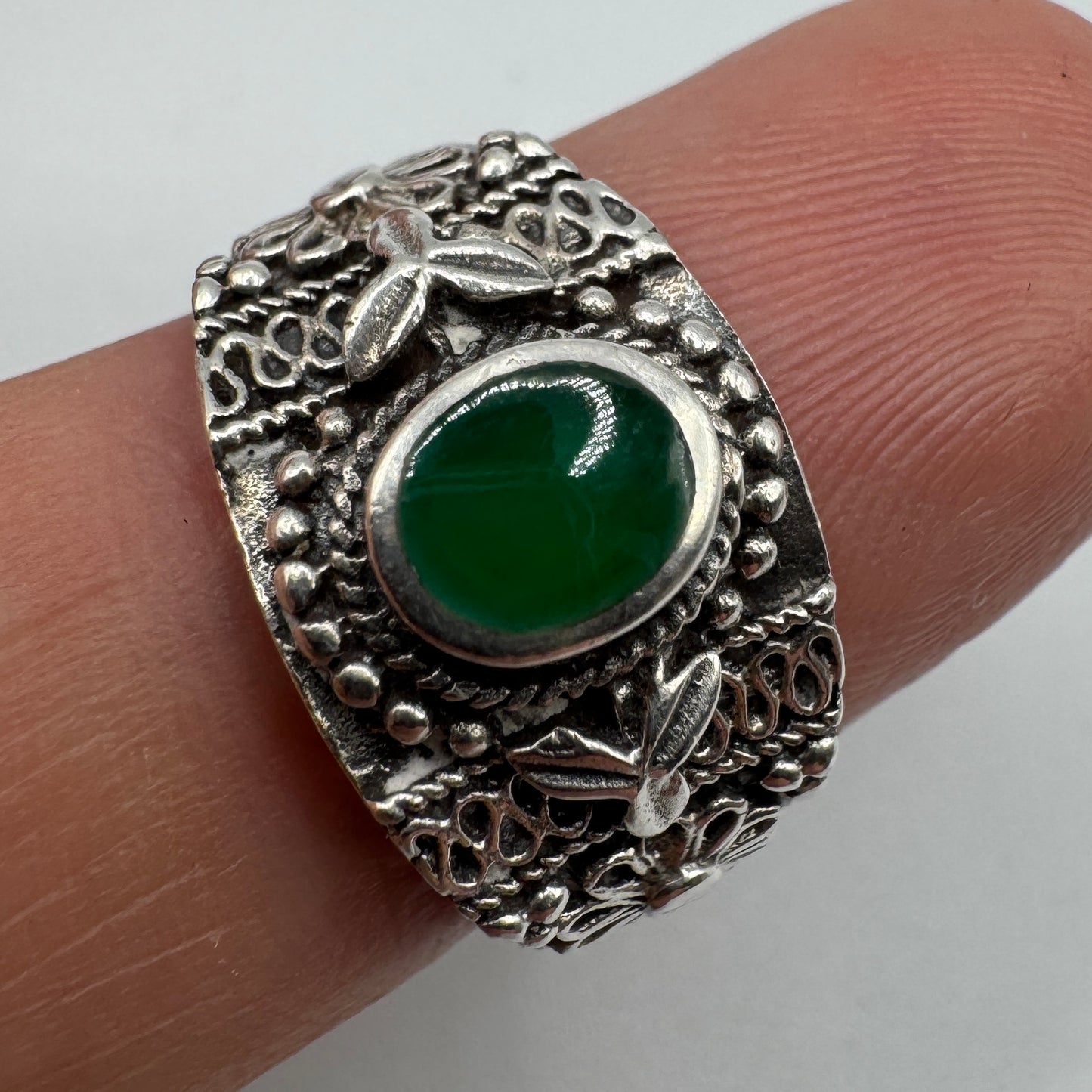Bague en argent massif et pierre