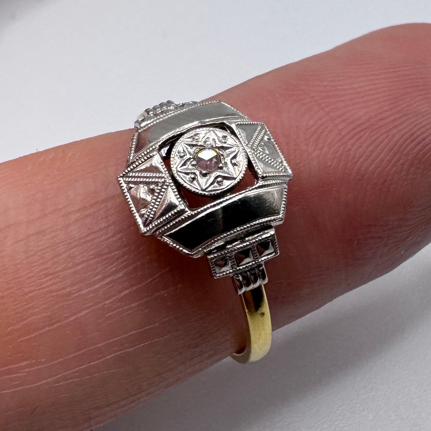 bague ancienne Art Deco en plaqué or - neuf stock ancien bijoutier