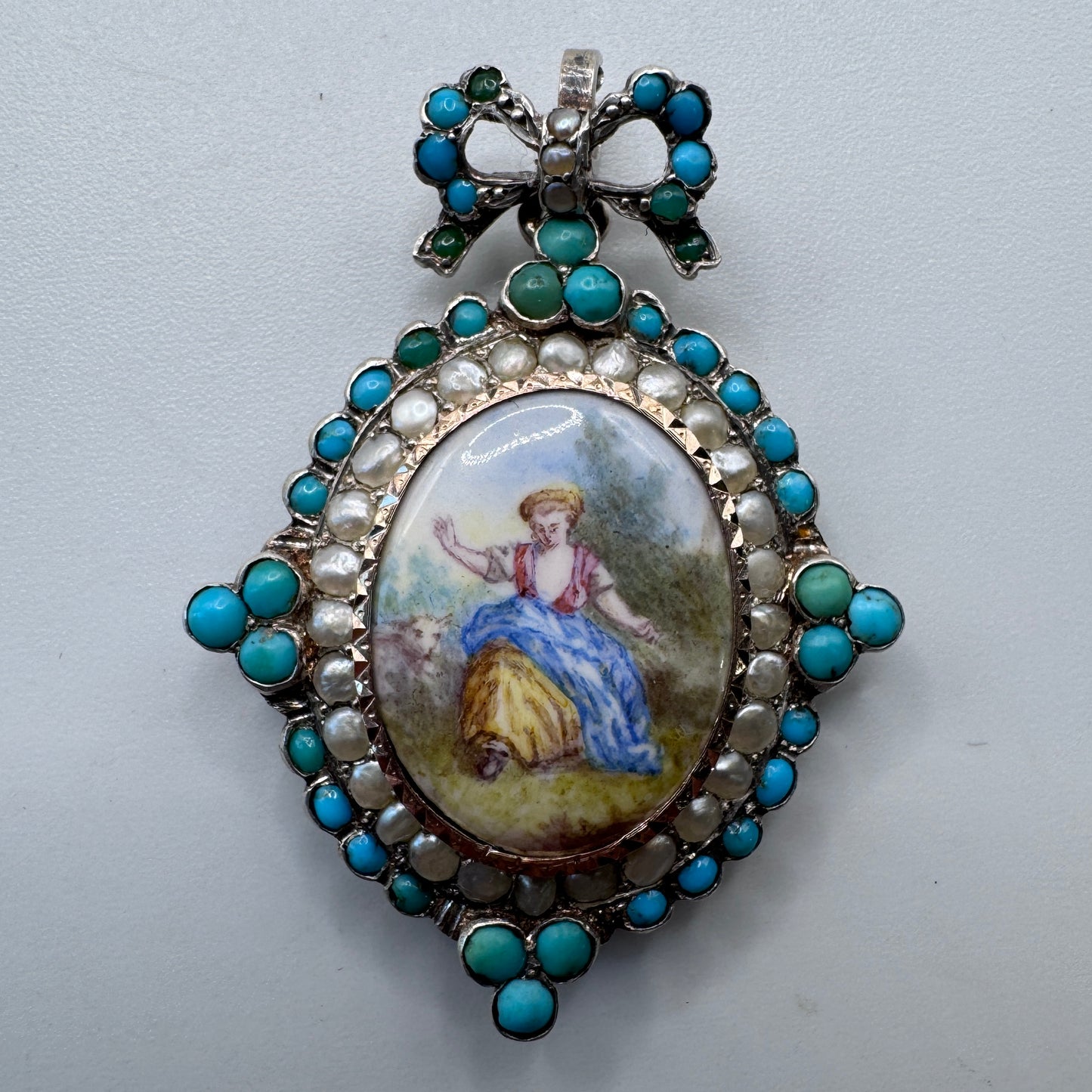 Rare Pendentif porte relique XIXe - argent massif vermeil, nacre, turquoise et émail