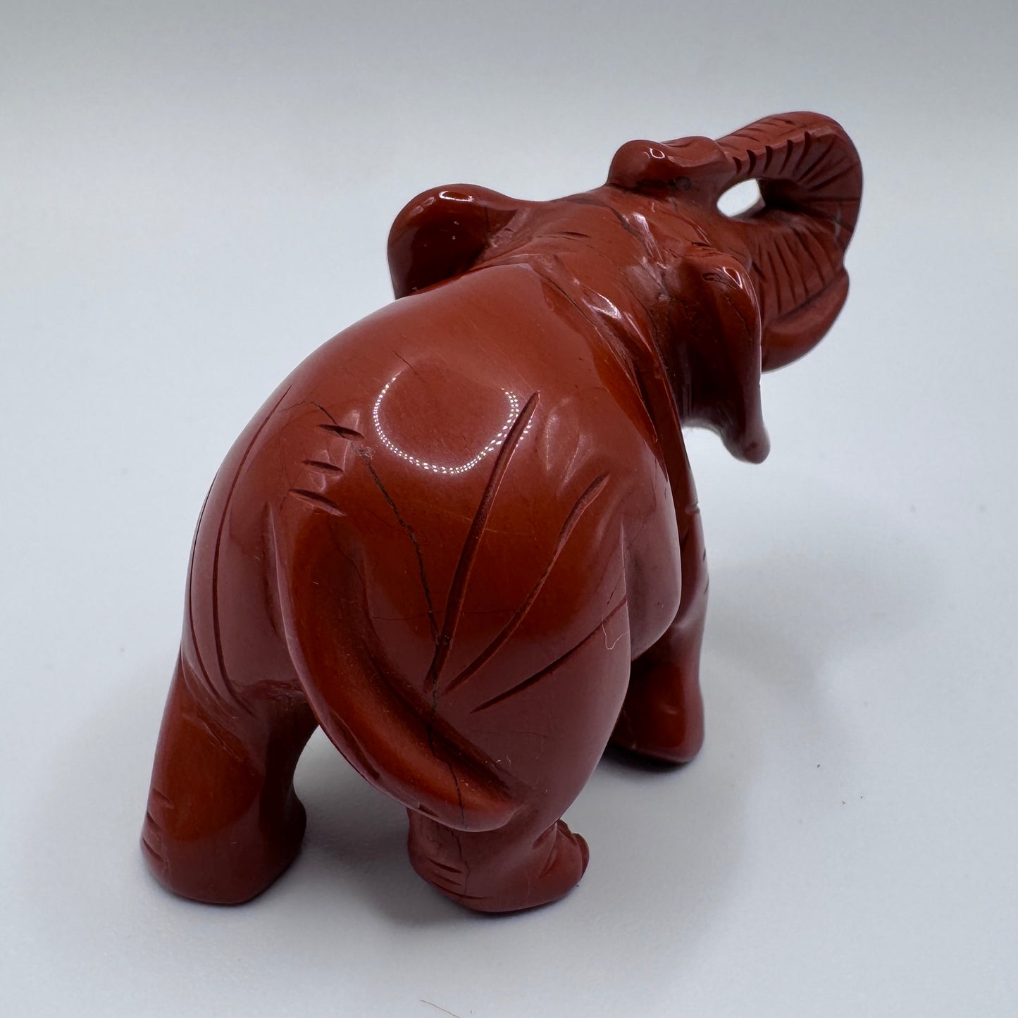Sculpture Chinoise en jaspe rouge  « éléphant »