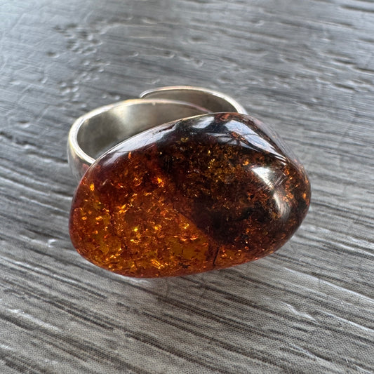 Bague réglable en argent et ambre