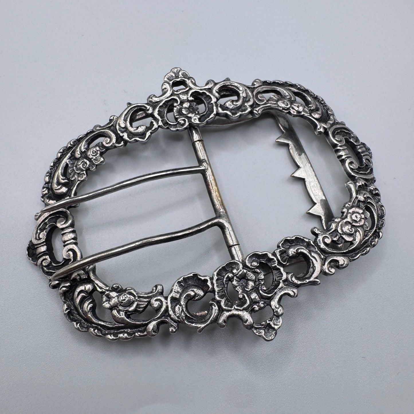 Boucle de ceinture ou vêtement XIXe - Argent massif