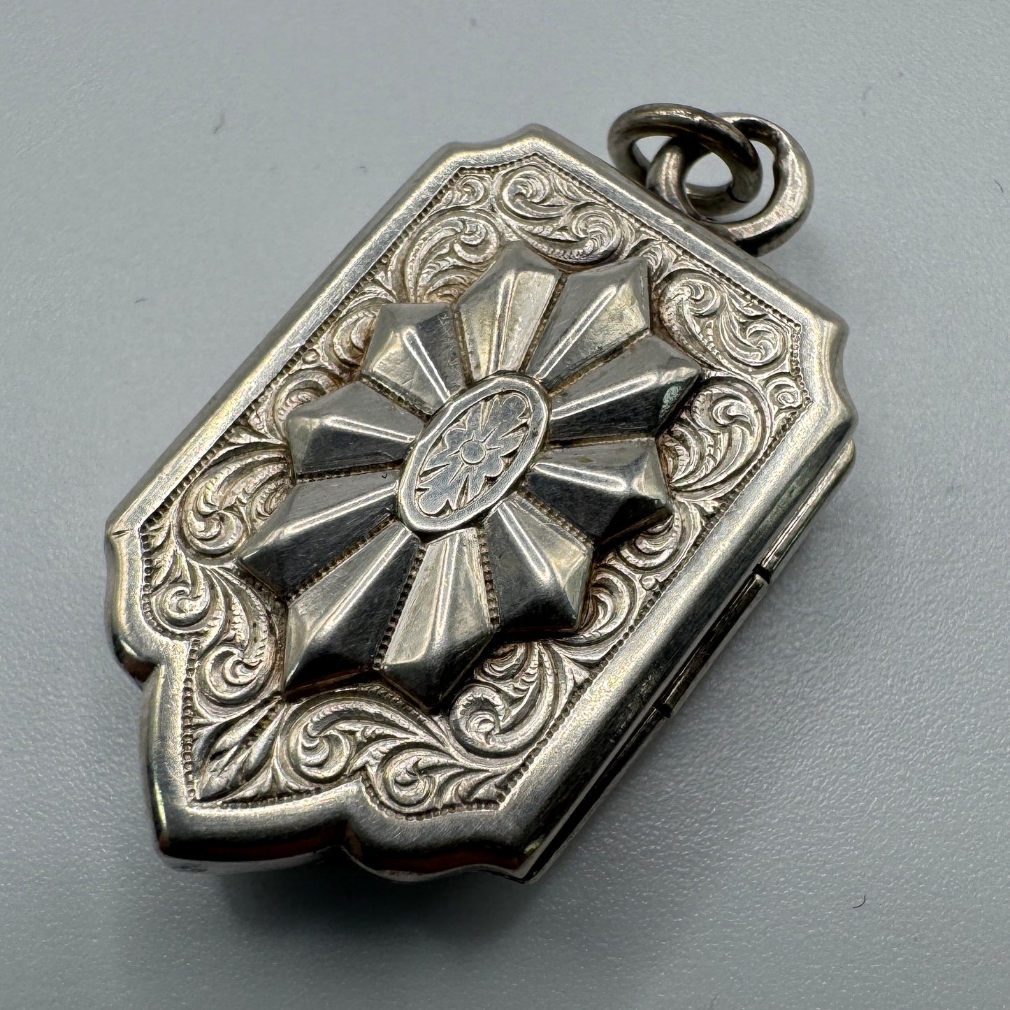 Pendentif porte reliquaire ou photo Ancien - XIX ème