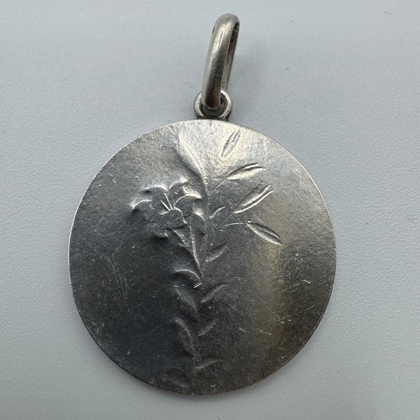 Superbe Médaille religieuse en argent - « Ave Maria  »