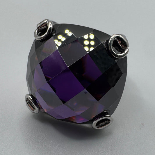 Grosse bague en argent et verroterie