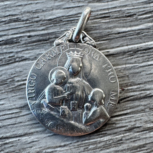 Médaille religieuse ancienne en argent « Virgo Carmeli Ora Pro Me »