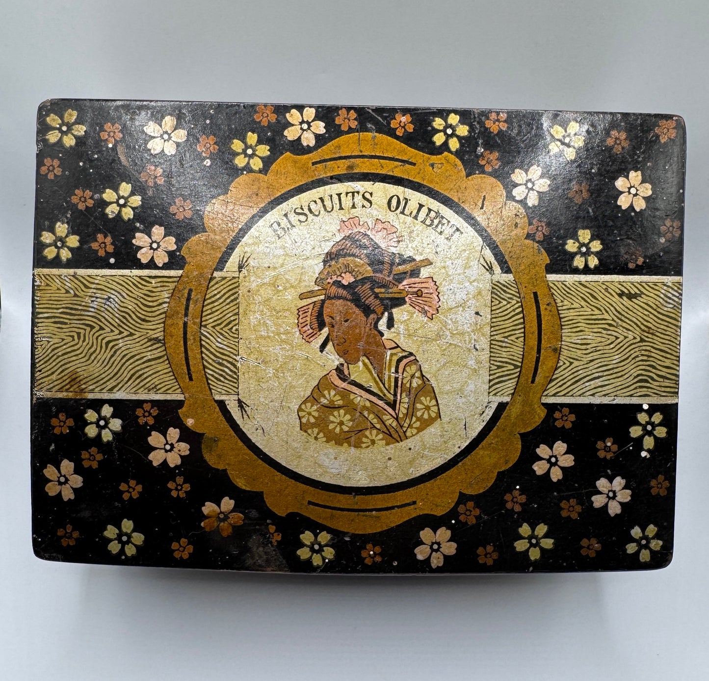 Boîte à biscuit Napoléon III en carton bouilli laqué - biscuits Olibet