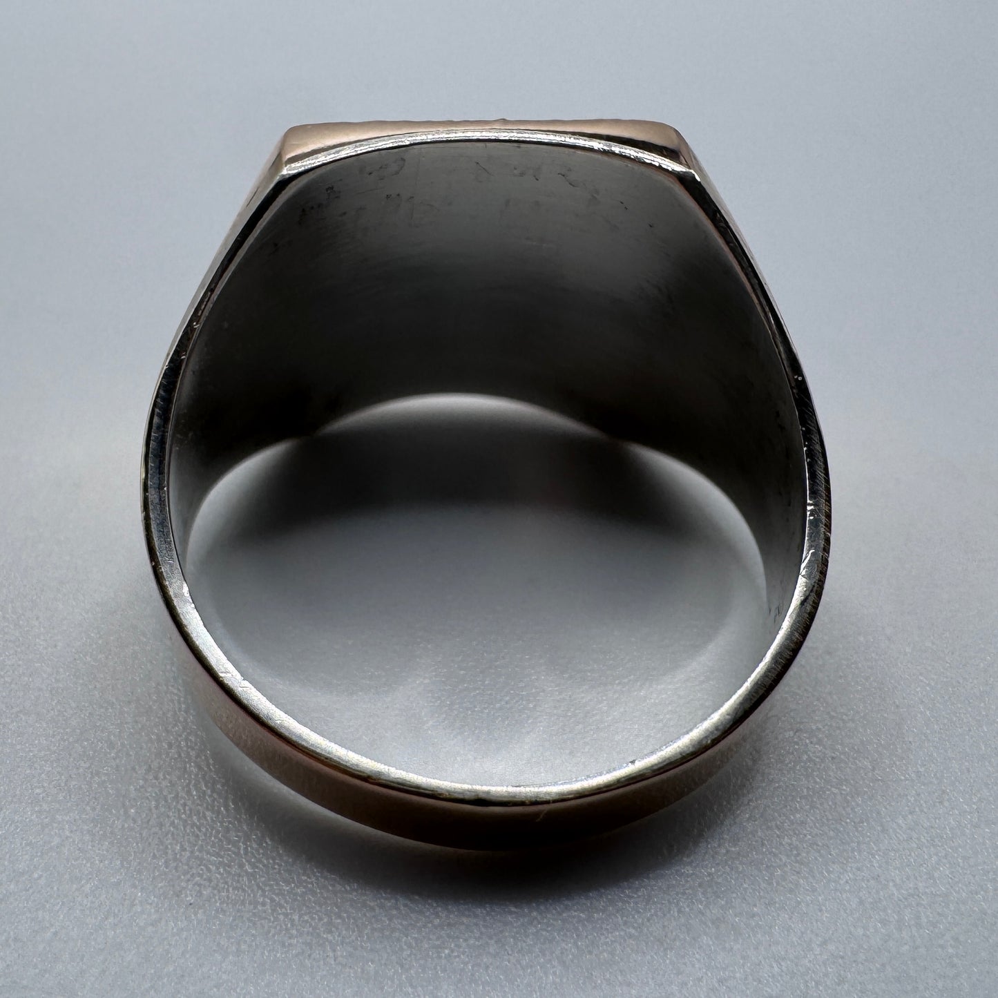 Superbe chevalière ancienne - argent et or initiales NB