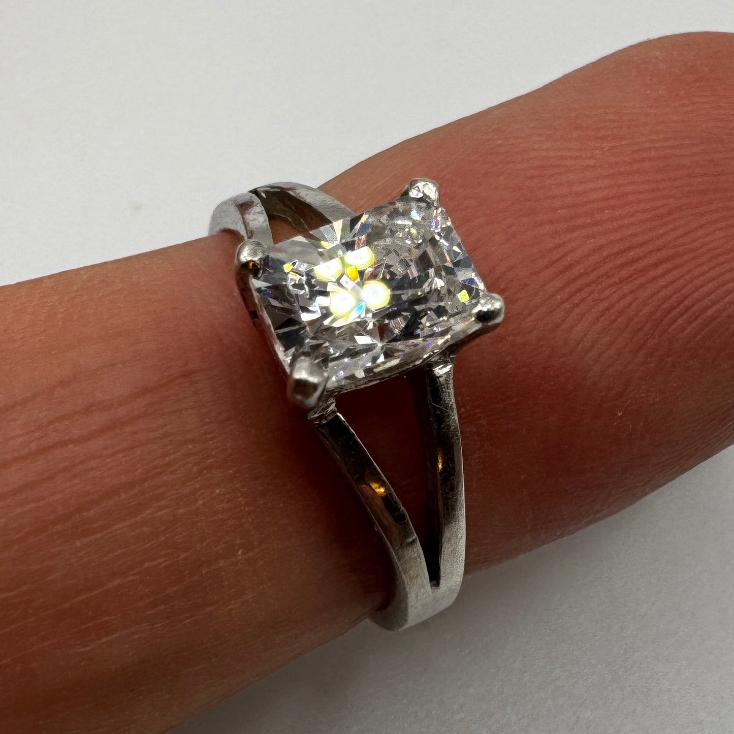 Bague en argent et brillant