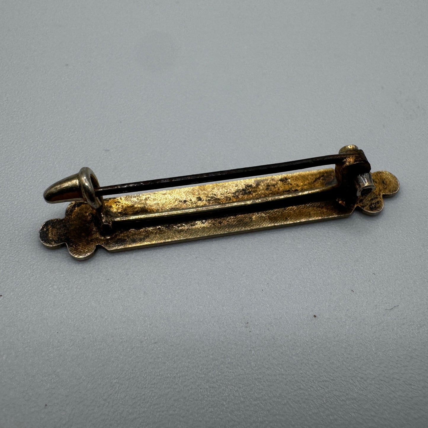 Broche ancienne en argent vermeil « bébé »