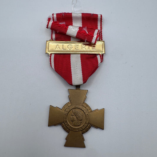 Médaille décoration militaire croix de la valeur ALGERIE