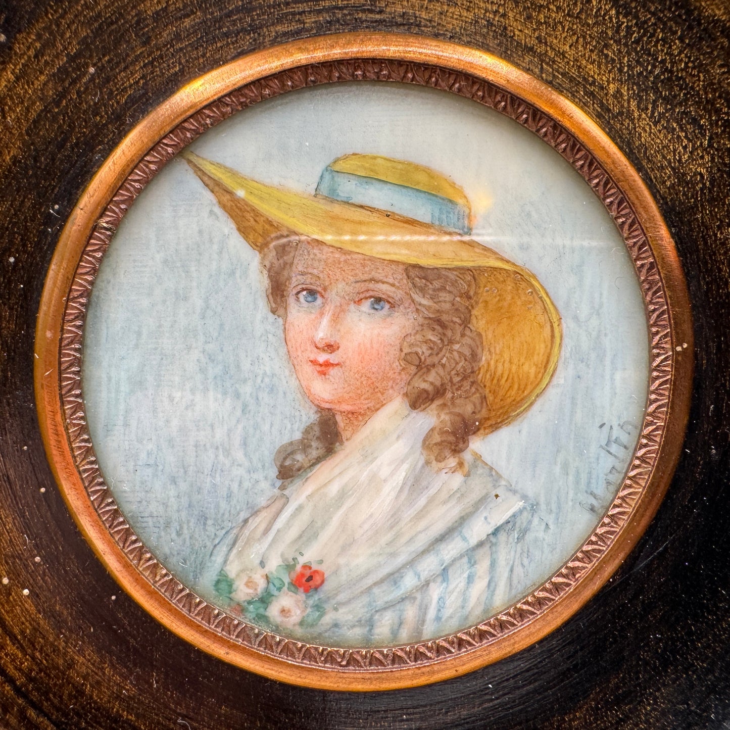 Peinture miniature sous verre « femme au chapeau »