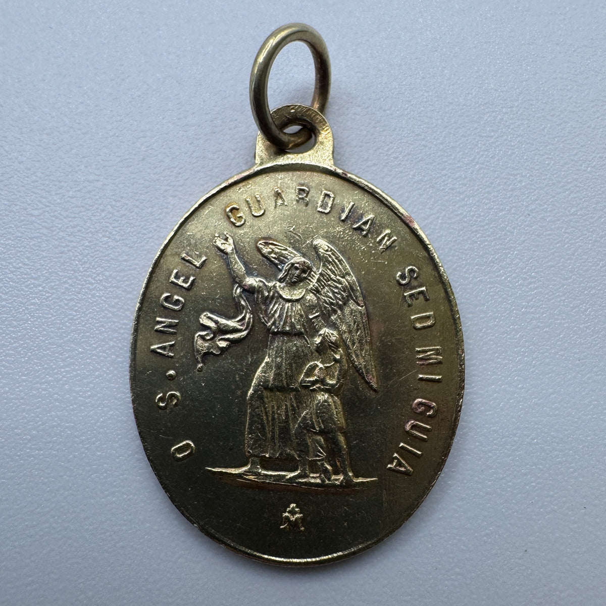 Medaille religieuse ancienne « La Sainte Famille »