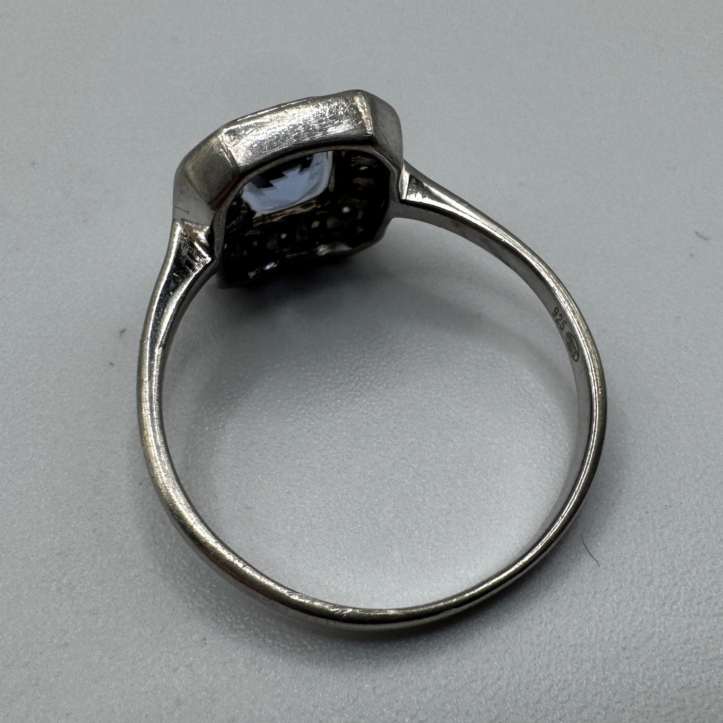 Bague en argent et brillants
