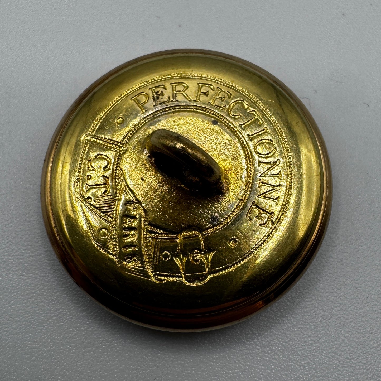 Bouton de Livrée ancien - cartouche d’alliance couronne comtale