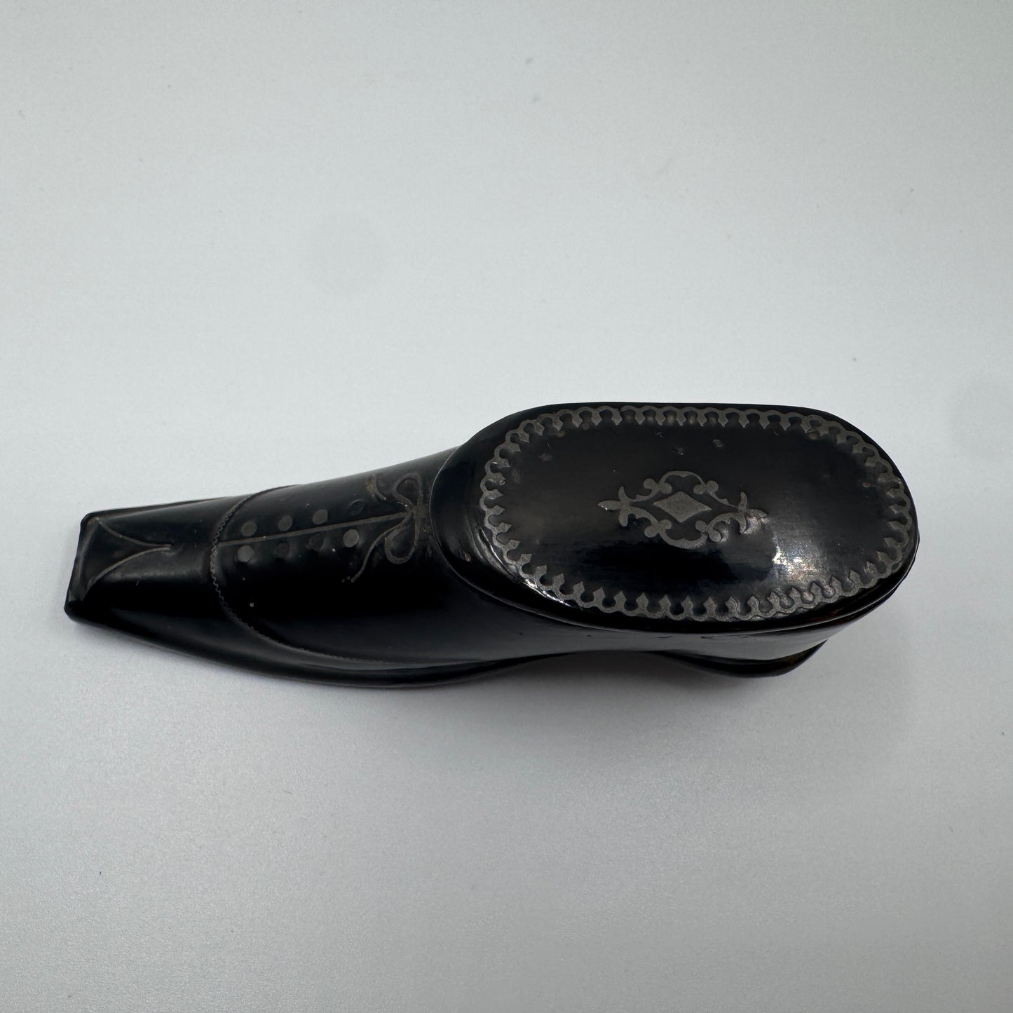 Ancienne tabatière « bottine »carton bouilli - époque Napoléon III