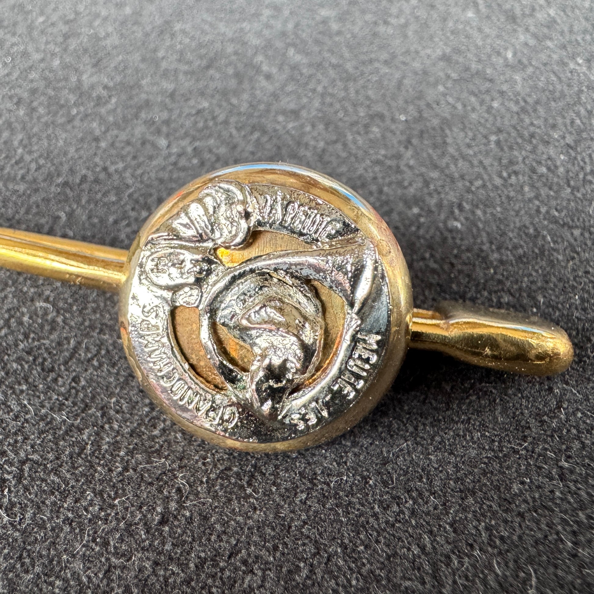Jolie petite broche ancienne - Montres & Bijoux Jolie petite broche ancienne - Montres & Bijoux
