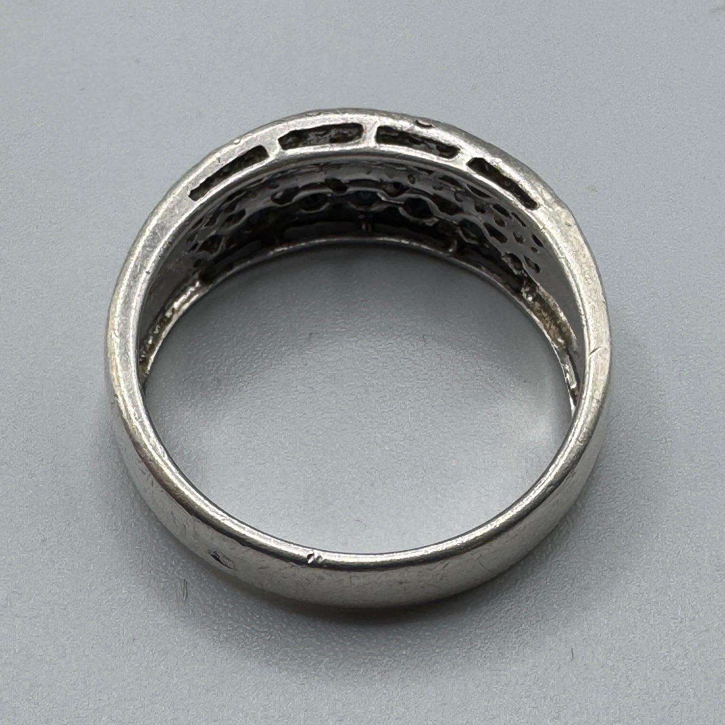 Jolie Bague en argent et saphirs
