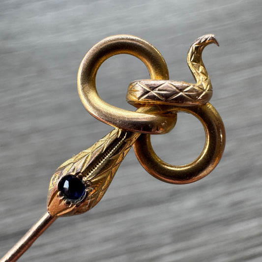 Épingle à cravate ancienne Art Nouveau « serpent » - plaqué or