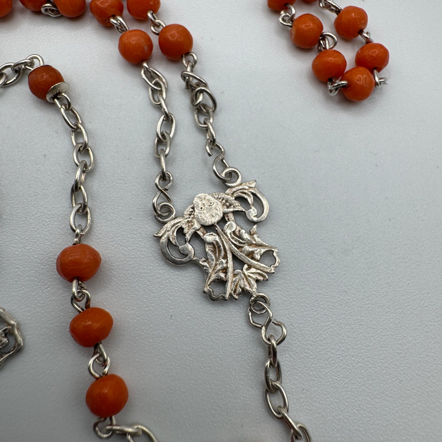Chapelet ancien vers 1900 - argent massif et corail