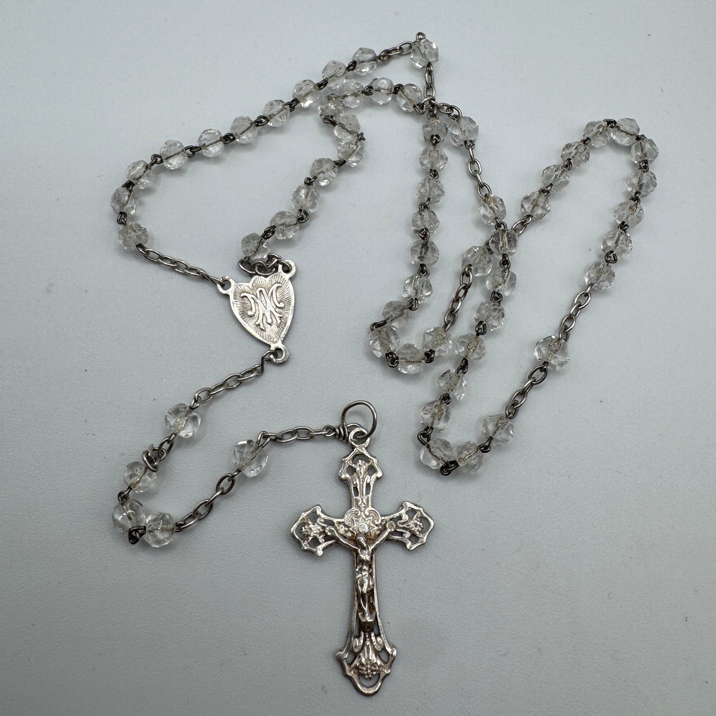Chapelet ancien en argent et perles de verre biseauté