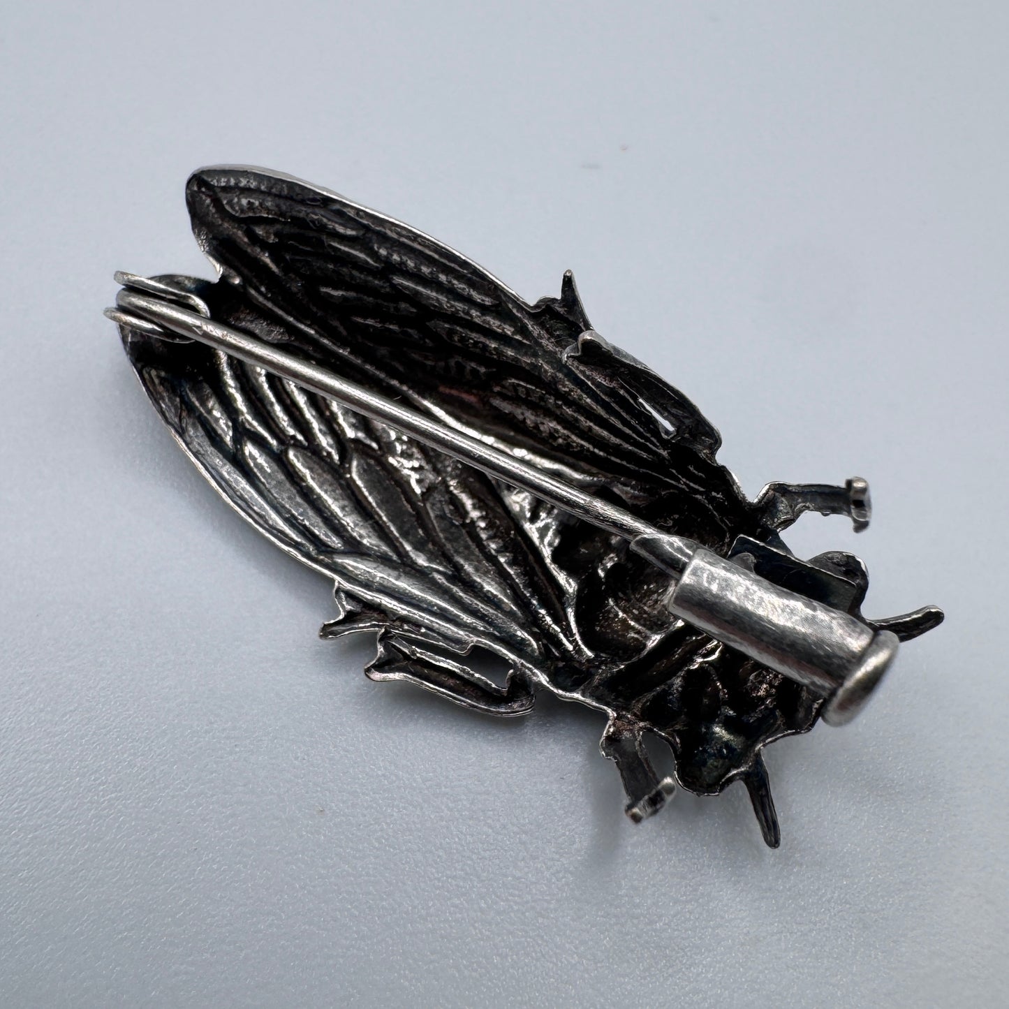 Broche ancienne Vintage « cigale » - métal argenté