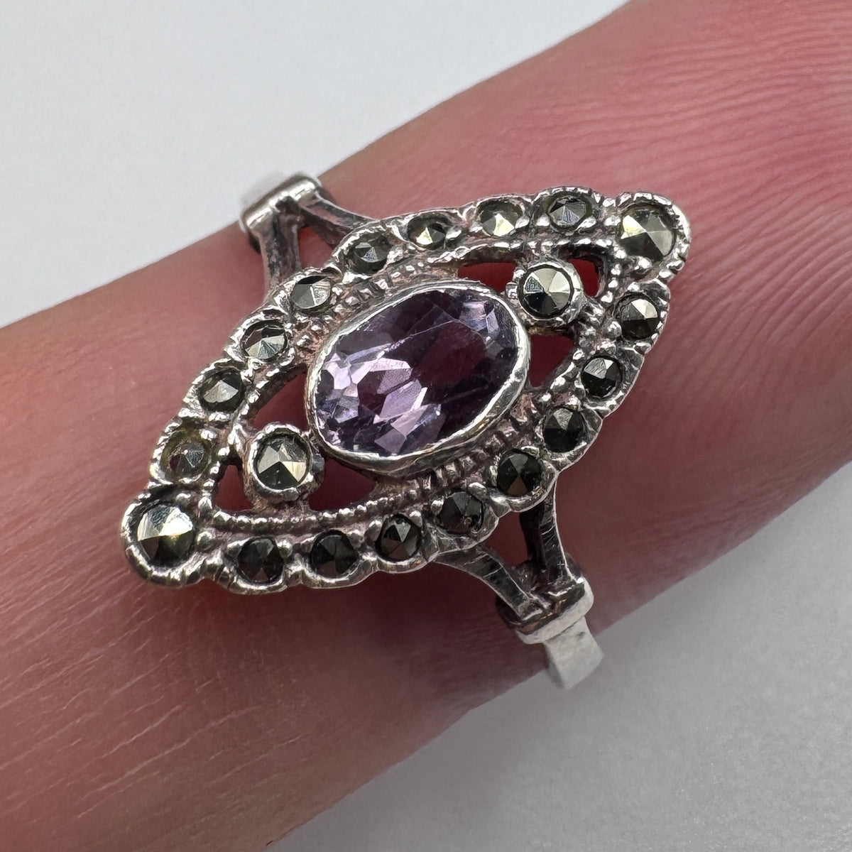 Superbe bague ancienne en argent et améthyste