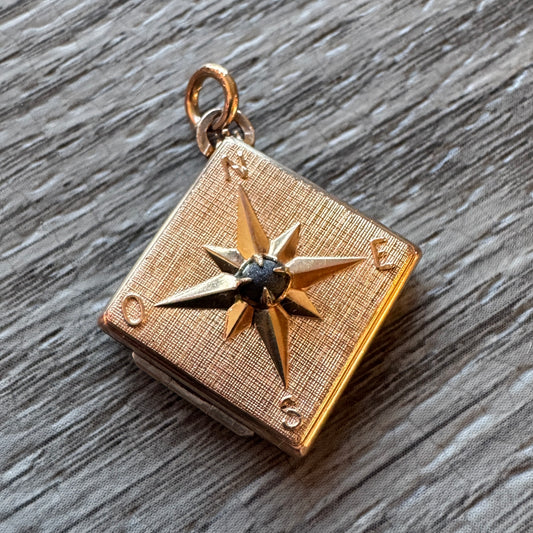 Pendentif ancien porte photo ou relique - plaqué or
