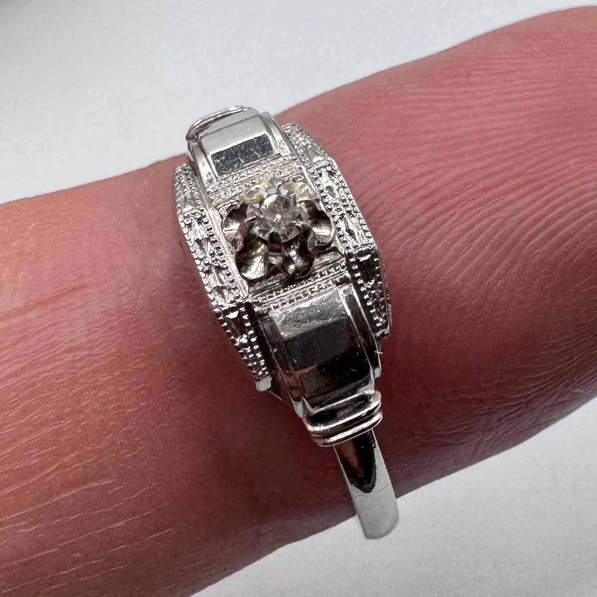 bague ancienne Art Deco en plaqué or blanc ORIA