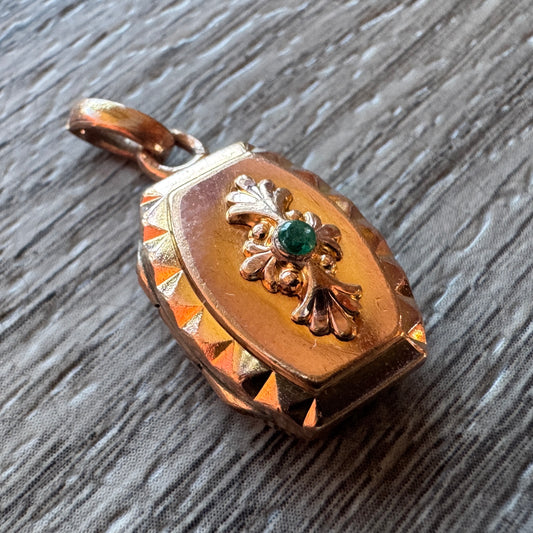 Pendentif ancien porte photo ou relique - plaqué or