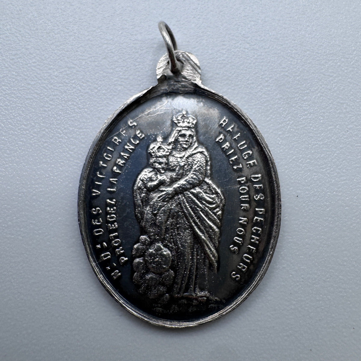 Medaille religieuse ancienne « Notre Dame des Victoires » - argent