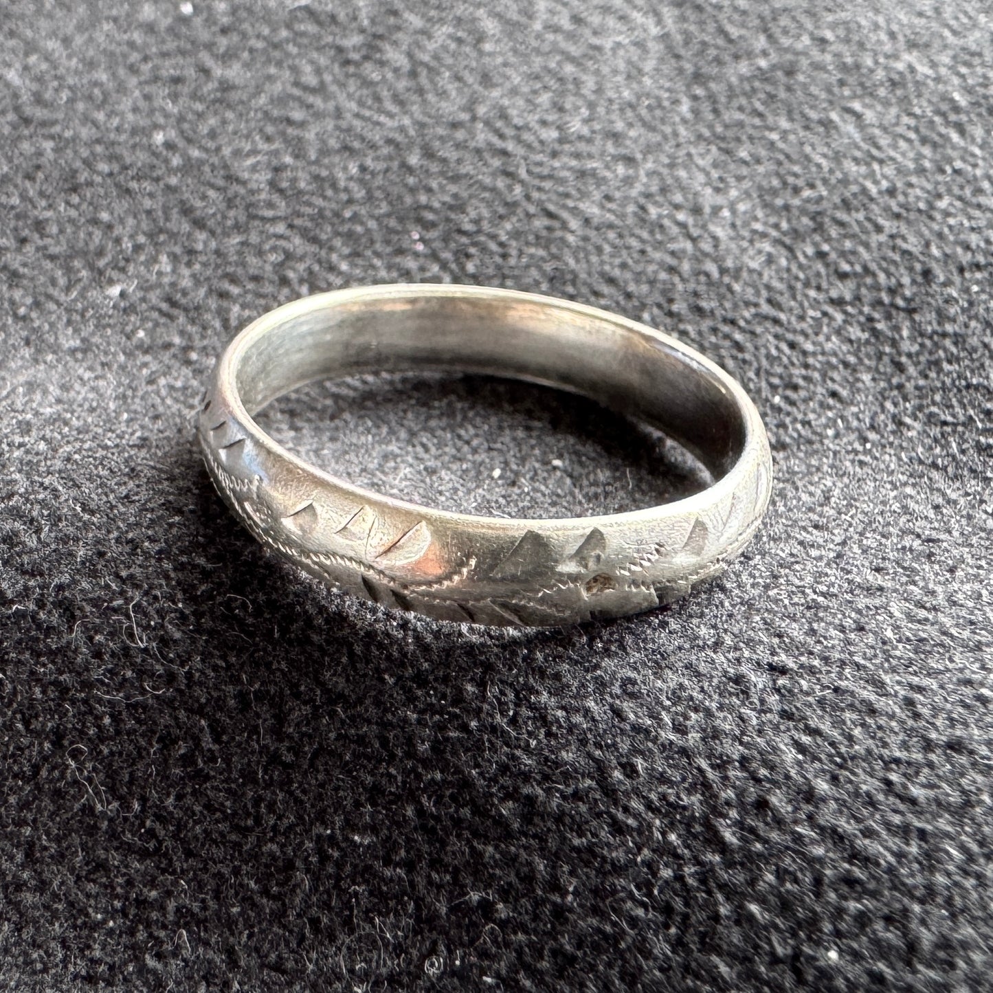 Bague ancienne en argent vers 1900