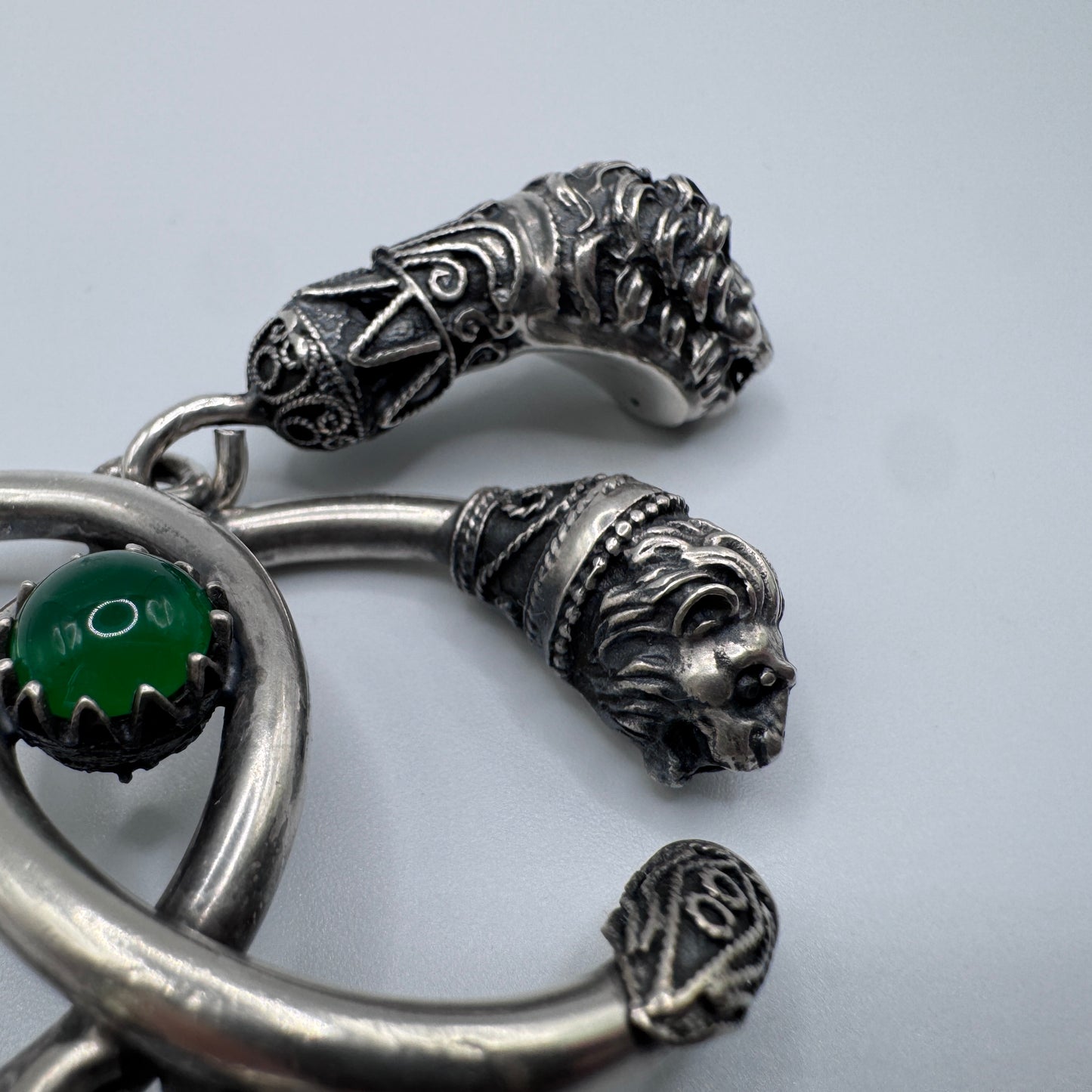 Rare grand Pendentif ancien Celte « têtes de Lions » - argent massif