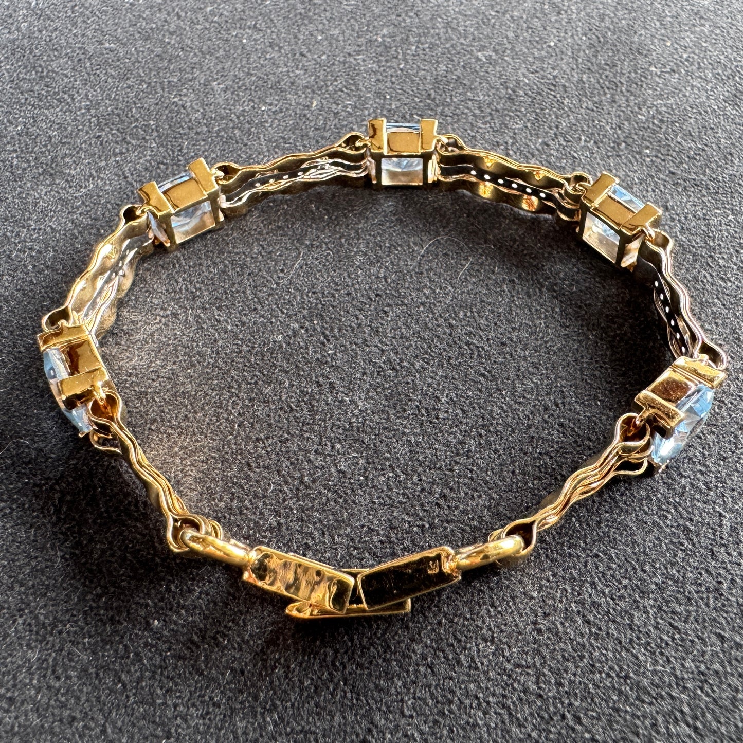Bracelet vintage plaqué or et verre taillé