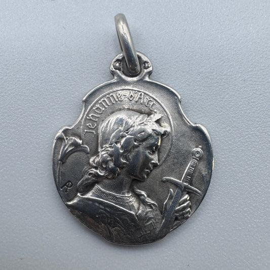 Medaille religieuse ancienne « Sainte Jeanne D’arc » - argent massif