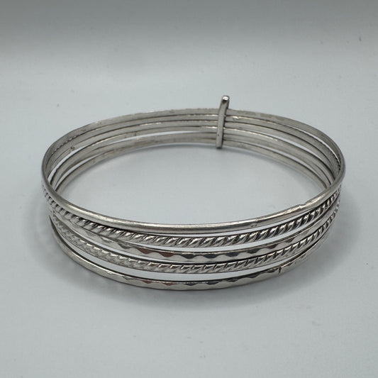 Bracelet ancien en argent à 6 joncs